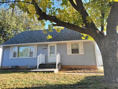 2229 W 8th St, Hastings, NE, 68901