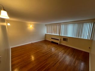4044 N California Ave #1, Chicago, IL 60618