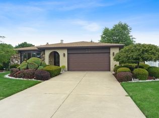 7814 Del Ct, Darien, IL