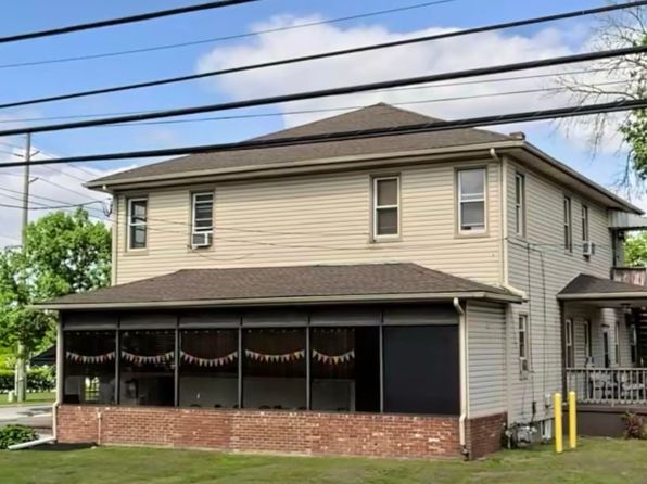 9-11 N Woodbury Ave #A