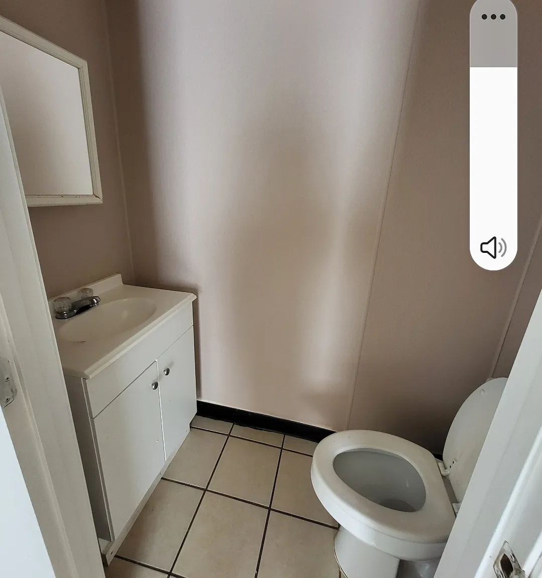 3 bed, 1.5 bath, 1000 sqft, $1,500 — Photo 2