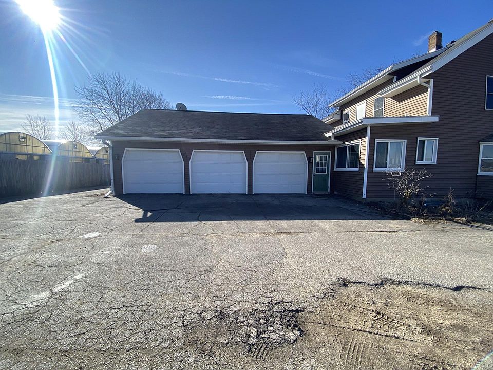 1044 64th Ave, Zeeland, MI 49464 Zillow