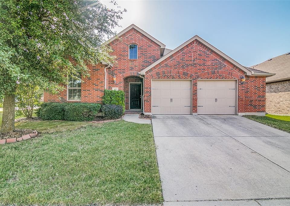 1st image of 699 Harper Dr
