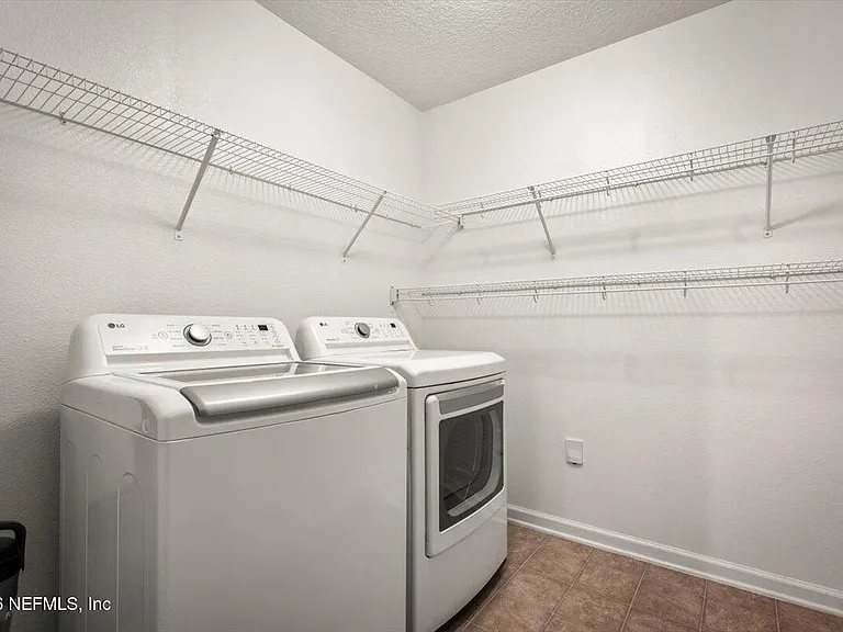 8123 Barley Way — Photo 15