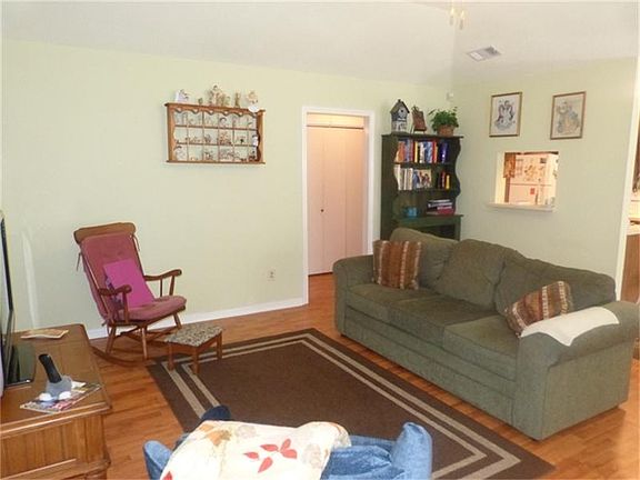 In this room, you'll have plenty of space for entertaining family and friends.