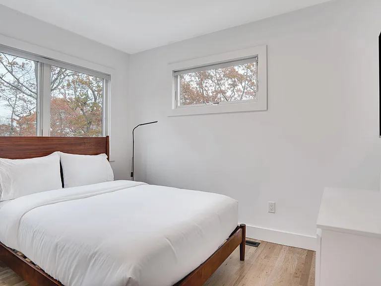 16 Oyster Pond Ln — Photo 14