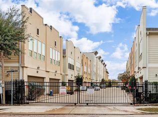 113 Riley Ln, Houston, TX 77003