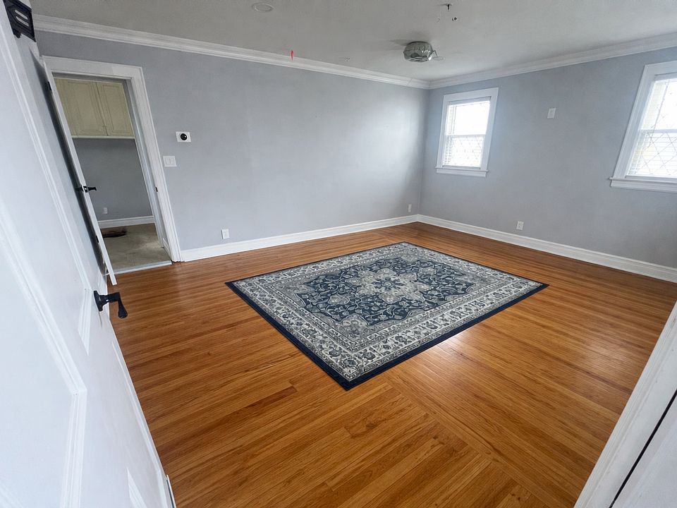 1st image of 205-14 104th Ave #1