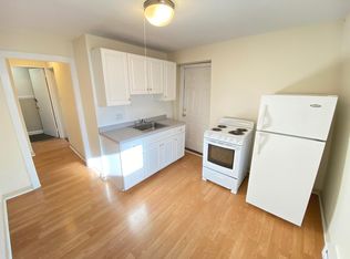 19 Lincoln St #4, Newton Highlands, MA 02461