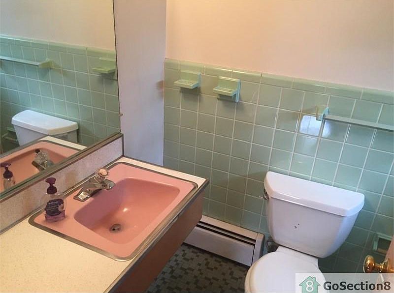 2nd image of 23844 Kelly Rd APT 1