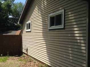 864 Woodlawn Dr, Columbiaville, MI 48421