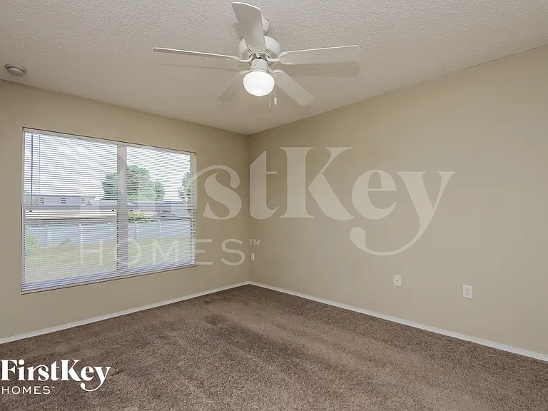 157 Oak Crossing Blvd — Photo 6