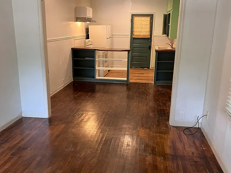 1016 Mead St — Photo 4