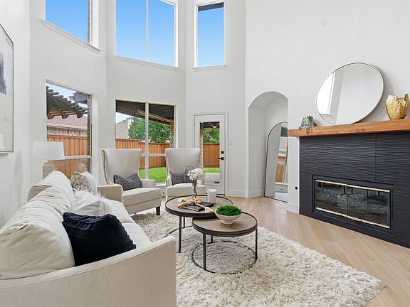 3rd image of 9417 Homestead Ln