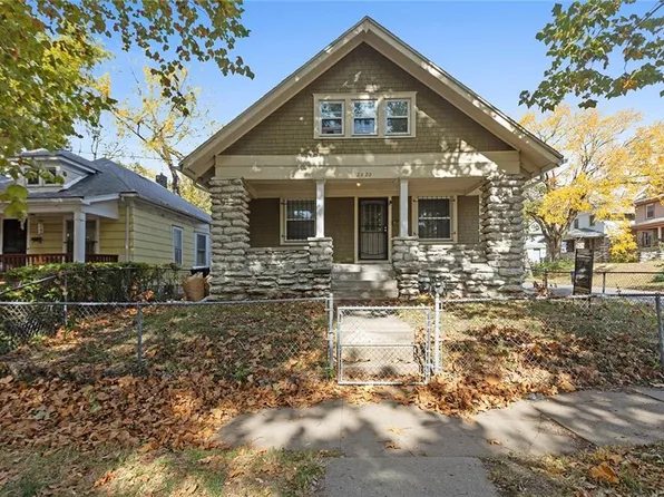 2920 E 33rd St, Kansas City, MO 64128