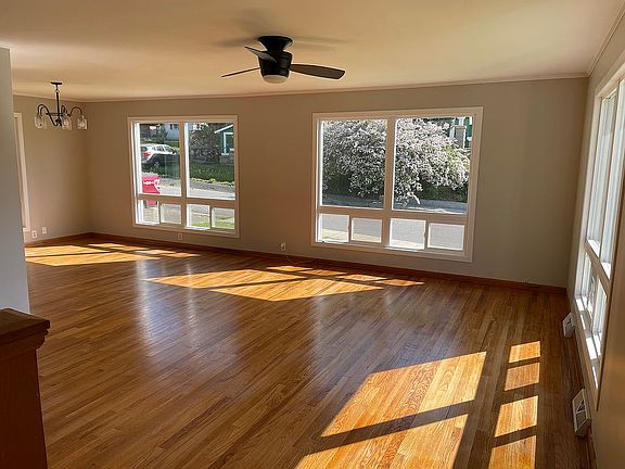 Living room - dining room