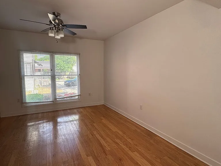 515 E Capitol Ave #104 — Photo 11