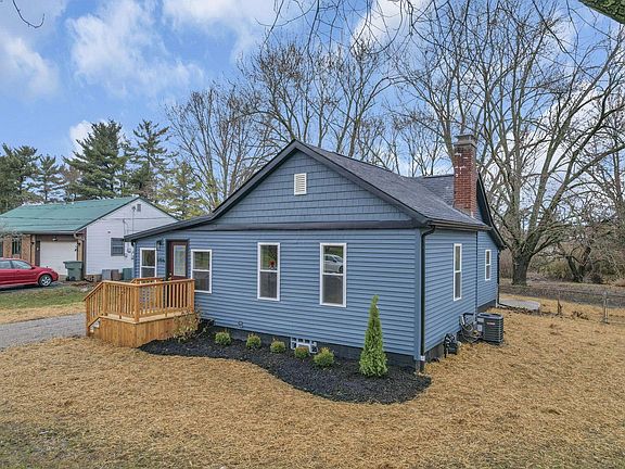 3rd image of 1196 Francisco Rd