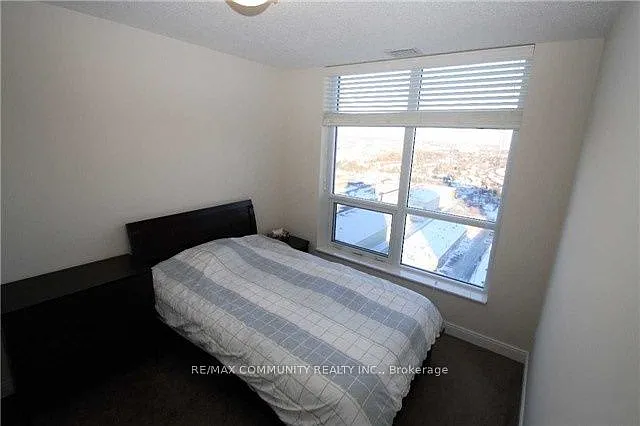 181 Village Green Sq #2821 — Photo 7