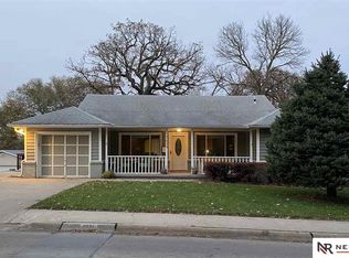 7634 Highland St, Ralston, NE 68127