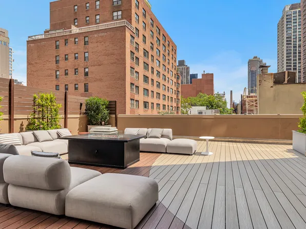 205 East 59th Street 14B image 19 of 19