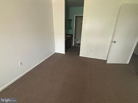 4th image of 2419 Tremont St #B