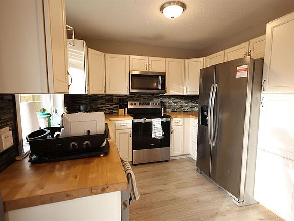 2nd image of 1201 SW 63rd Pl