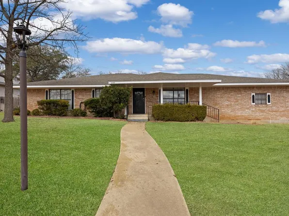 220 Spanish Oak Ln, Kerrville, TX 78028