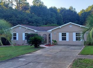 5916 Running Iron Dr, Milton, FL 32570