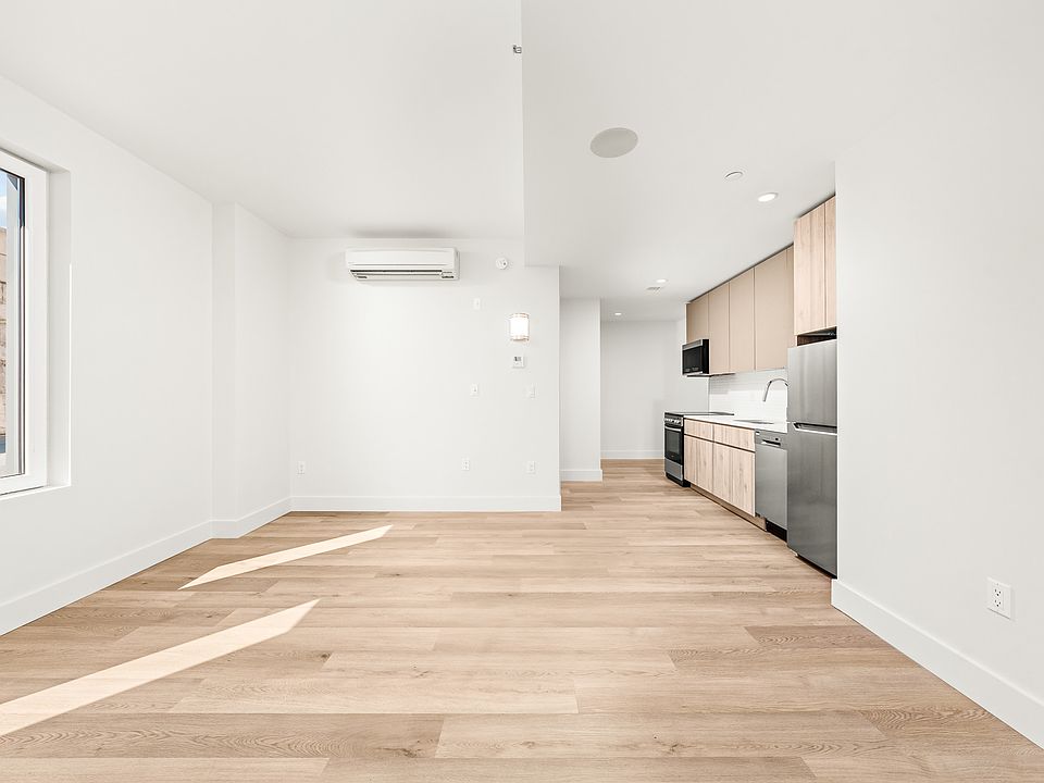 1st image of 91 Bruckner Blvd #109