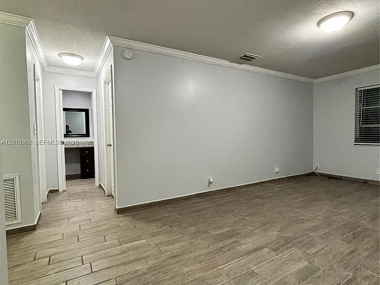 1480 E Sample Rd #209 — Photo 10
