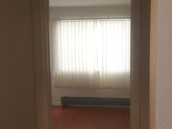 4th image of 1300 Irving St APT 1