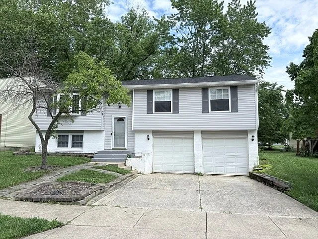 4215 Bitterroot Dr — Photo 1