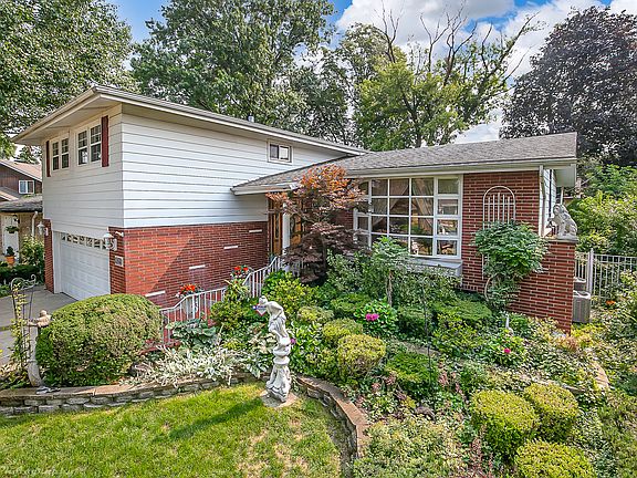 2nd image of 9213 Kedvale Ave