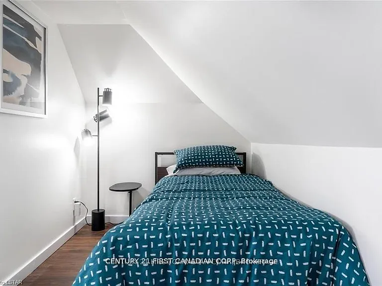 43 Josephine St #3 — Photo 10