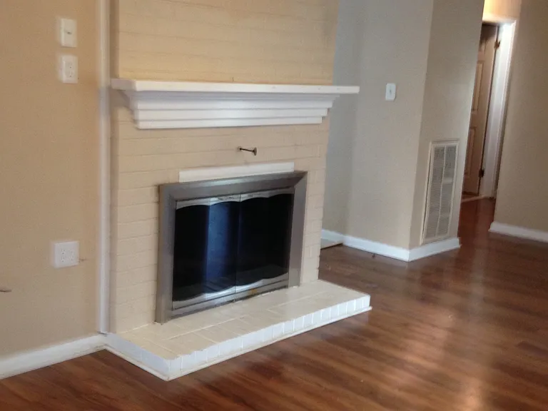 3712 Silina Dr — Photo 3