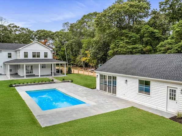 36 Jagger Ln, Westhampton, NY 11977