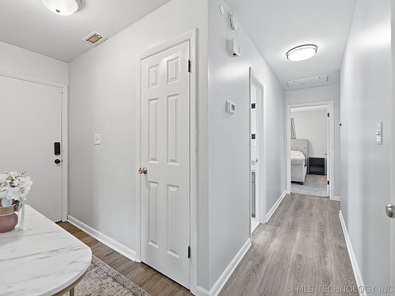 3rd image of 8634 E 38th Pl