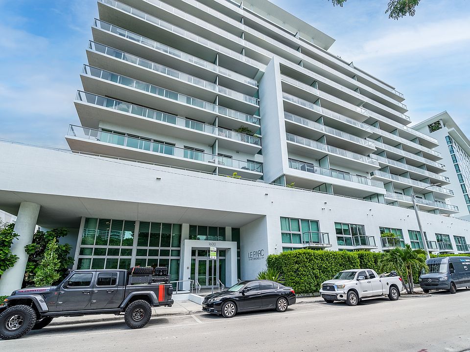 1st image of 1600 SW 1st Ave APT 610