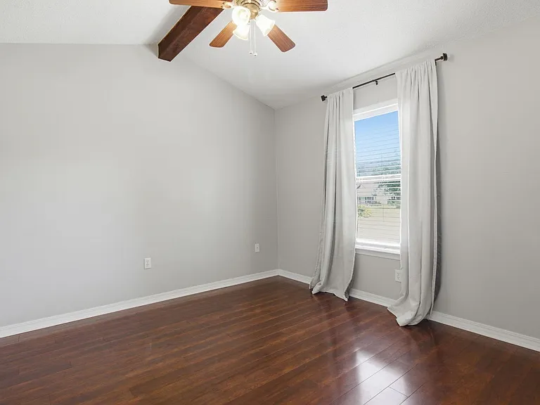 359 John King Rd — Photo 13