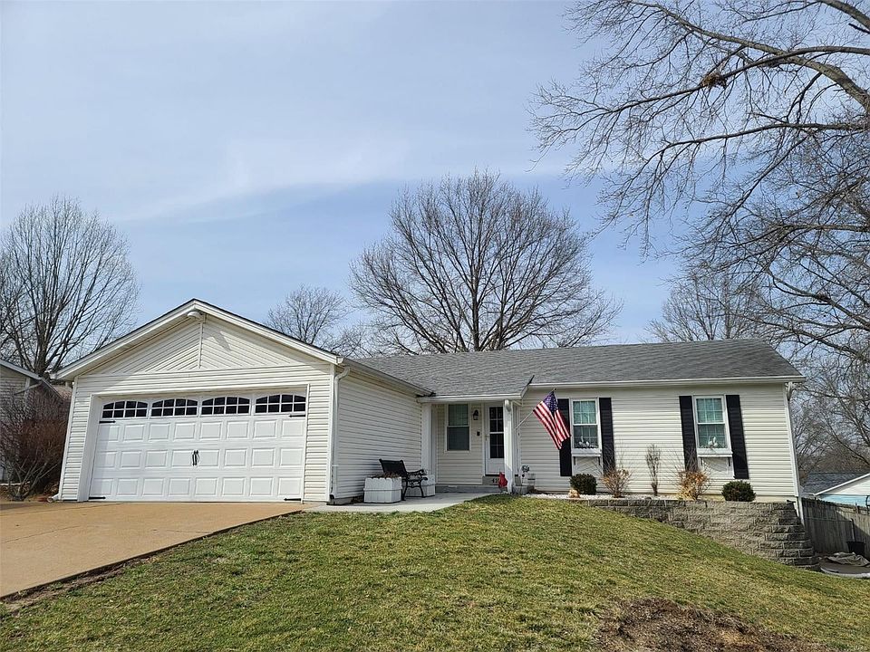 2nd image of 4104 Amy Ct