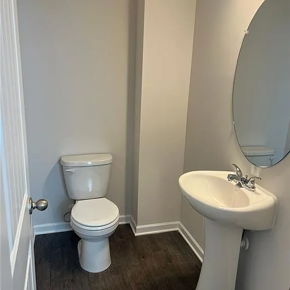 127 Berry Dr — Photo 4