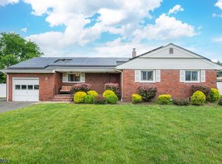 79 Sand Rd, Fairfield, NJ 07004