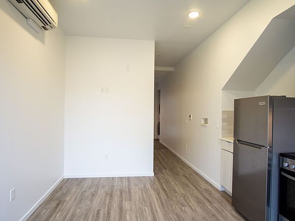 3rd image of 5785 N Greeley Ave #105