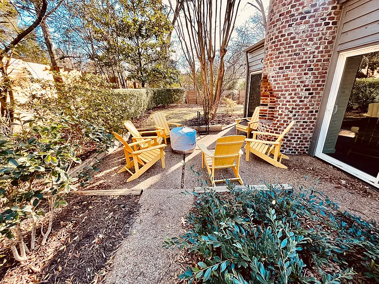 Goodway Ln — Photo 17