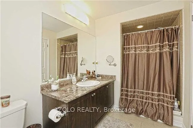 92 Golden Springs Dr #UPPER LEVEL — Photo 12