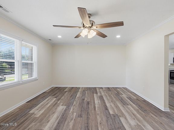 5th image of 115 Thames Drive