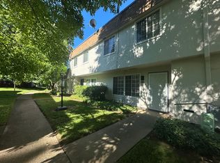 8879 Salmon Falls Dr Unit C, Sacramento, CA 95826