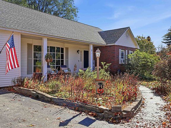 2nd image of 3 Cardinal Drive