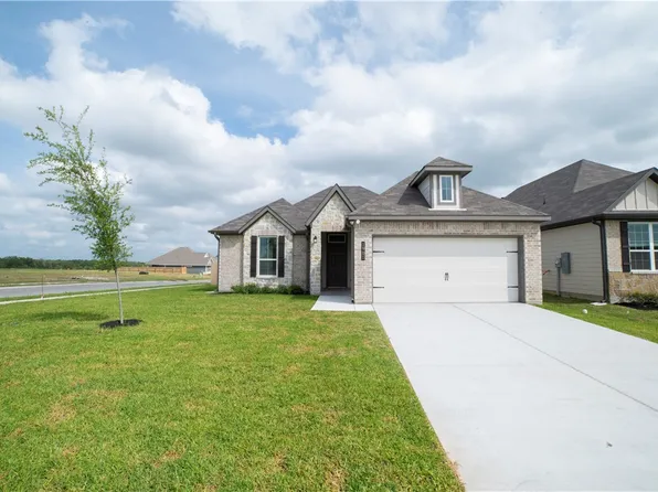1901 Sebright Dr, Bryan, TX 77807